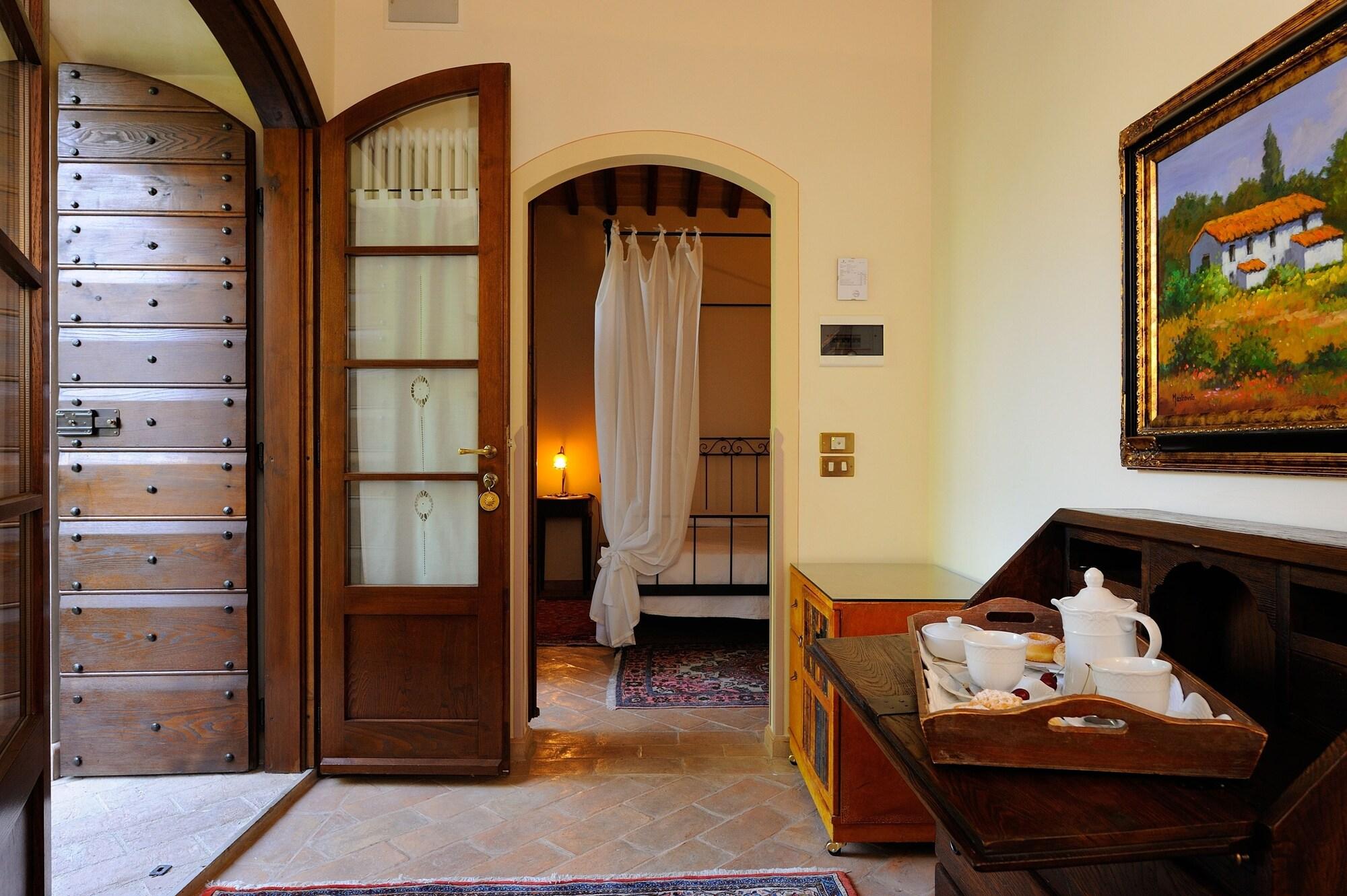 Ripa Relais Colle Del Sole Villa Torchiagina Exterior photo