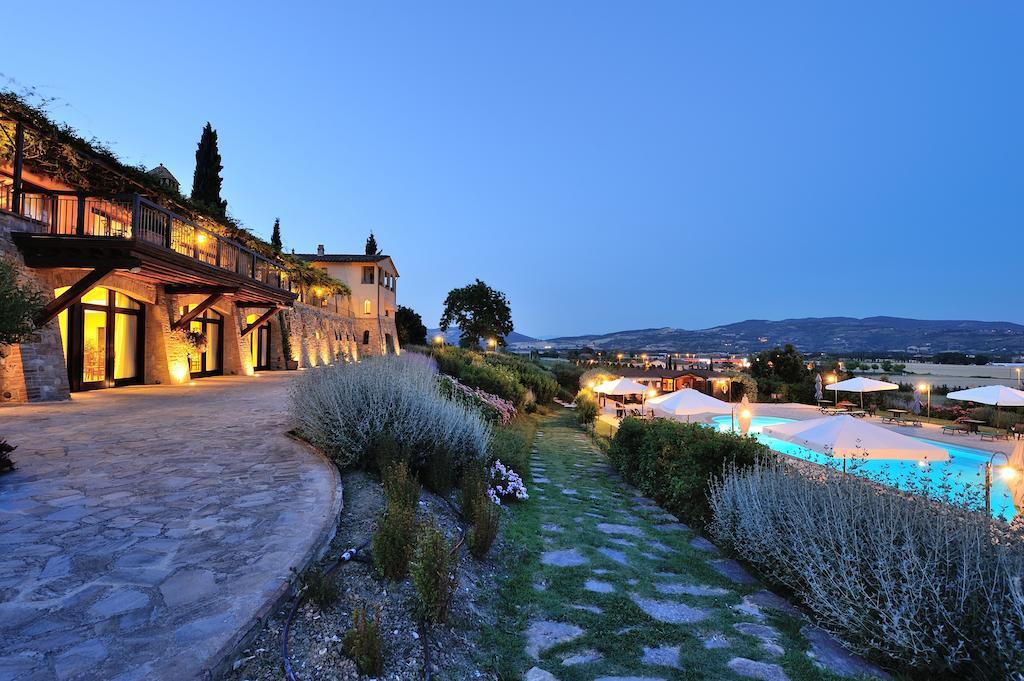 Ripa Relais Colle Del Sole Villa Torchiagina Exterior photo
